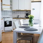 3-room In Center, Parking Huoneisto *