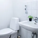Huoneisto 3-room In Center, Parking