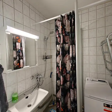 Lägenhet 3-room In Center, Parking